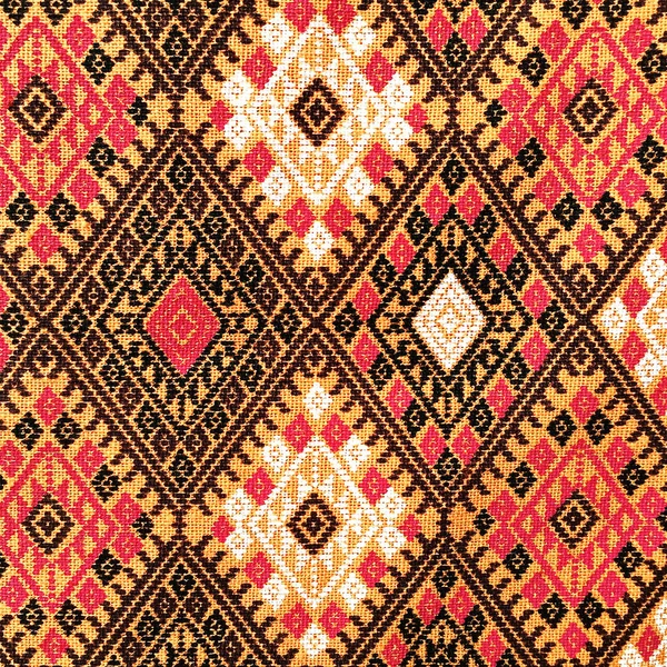 Colorful thai silk handcraft peruvian style rug surface close up More this motif & more textiles peruvian stripe beautiful background tapestry persian nomad detail pattern farabic fashionable textile. — Stock Photo, Image