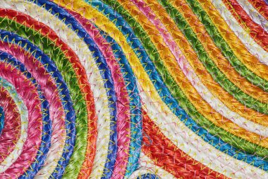 Güzel renkli dokuma sisal yün halı doğal çanta fations taxtures ve arka plan