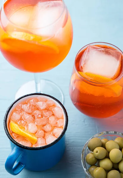 Diferentes Copos Aperitivo Clássico Italiano Aperol Spritz Cocktail Com Fatia — Fotografia de Stock