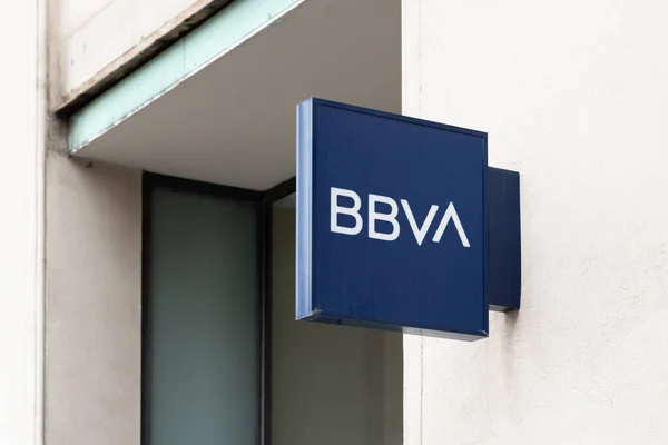 VALENCIA, İSPAN 14 Eylül 2021. BBVA bir İspanyol Bankası. Dünyanın en büyük finans kuruluşlarından biridir.