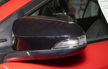 Phayao, Tayland - 13 Şubat 2020: Toyota Yaris Ativ 2020 ile Sol Kanat Aynası veya Yan Ayna