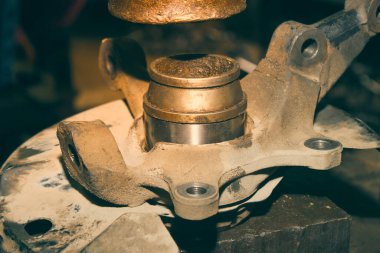 Zoom Görünümünde Hidrolik Makineden Tekerlek Taşıyıcıları Derlemesi Vintage Tonda