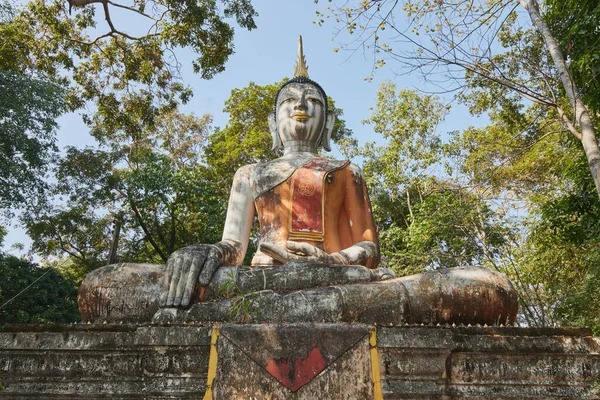 Phayao Thajsko Prosince 2020 Meditační Socha Buddhy Nízkého Úhlu Zeleném — Stock fotografie