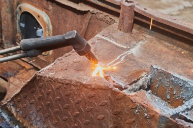 Otomobil gövdesi Çerçevesi veya Otomatik Parça Çıkarma Yazan Oksijen Asetilen Kesme Meşalesi