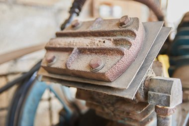 Sanayi Hava Kompresörü ya da Merkez Çerçeveli Hava Pompası ve Sürgüsü Müdürü