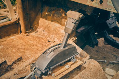 Pas İçi Araba Gövdesi Otomatik Vites Kolu veya Klasik Ton Doğal Işıklı Otomobil Çerçevesi