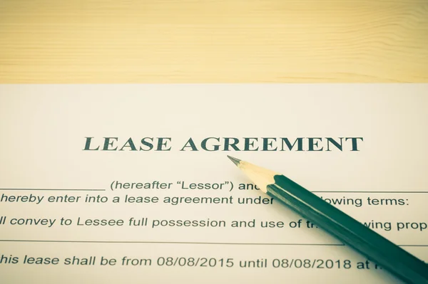 Lease Agreement Contract Document and Pencil Horizontal View Vintage Style — Stockfoto