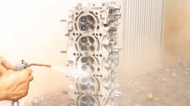 Motor yağı Leke çıkarıcı tarafından temizlik