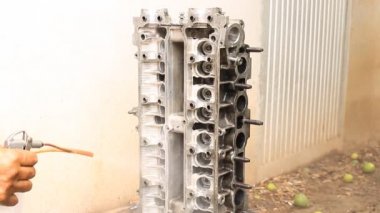Mekanik motor yağı Leke çıkarıcı tarafından temizlik