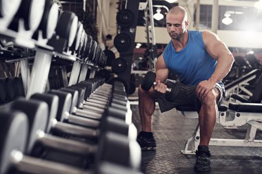 bumbbells ağırlık vasıl belgili tanımlık jimnastik salonu ile çalışma dışarı vücut geliştirmeci  