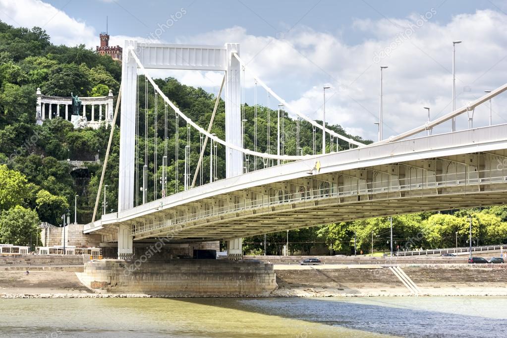 Erzsebet Bridge, Budapest, Hungary
