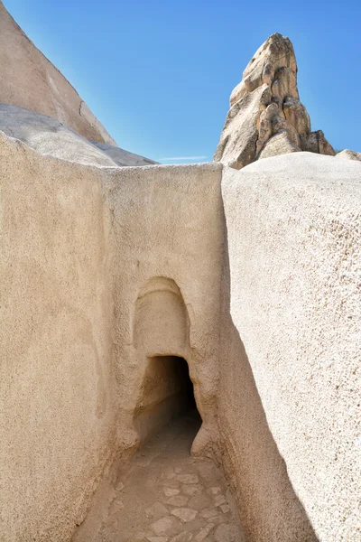 Entrance Of Elmali Church At Goreme Open Air Museum, Cappadocia, Nevsehir, Turkey. — Stock Photo, Image