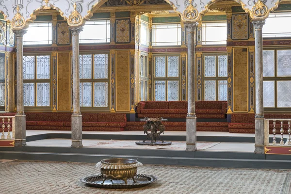 Detalle interior de la sección del harén del palacio de Topkapi, Estambul, Turquía —  Fotos de Stock