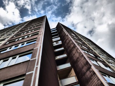 karanlık grunge tarzı prefabrik ev