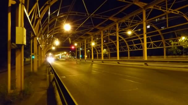 밤 시 교통 timelapse — 비디오