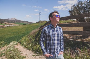 Bir tarım arazileri adam portresi.