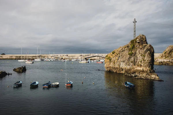 Cudillero Spain August 2020 Seascape Cudillero Village Fishing Port Cloudy — 图库照片