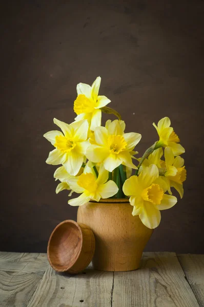 Natürmort narcissuses bir buket — Stok fotoğraf