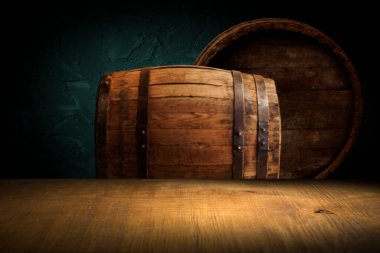 fıçının arka planı ve aşınmış eski ahşap masa