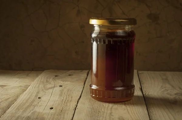 Honeycomb on frame with fresh honey — Stock Photo, Image