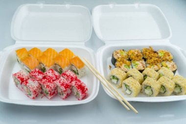 Suşi beslenme çantalarında, Philadelphia 'da ve Kaliforniya' da