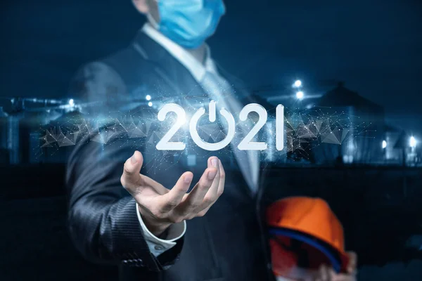 Engenheiro Civil Mostra 2021 Números Ano Novo Suas Mãos — Fotografia de Stock