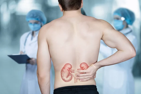 Der Patient Hält Sich Aufgrund Von Nierenschmerzen Rücken Fest — Stockfoto