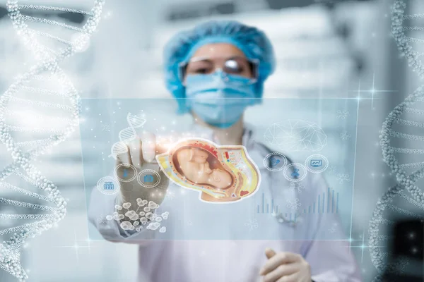 Obstetriker Läkare Arbetar Med Mänskliga Embryogränssnitt Suddig Bakgrund — Stockfoto