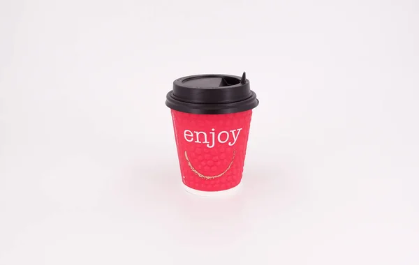Закрыть Вынос Чашки Кофе Isolated Фоне — стоковое фото