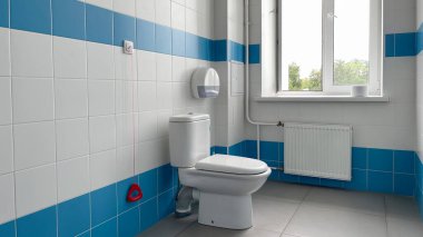 Hastanedeki tuvalette.