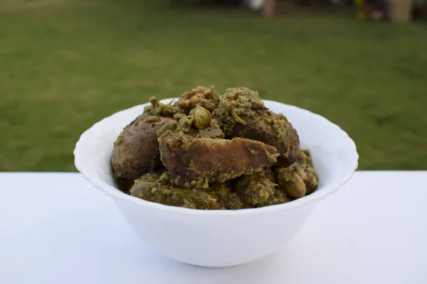 Primer Plano Undhiyu Oondhiyu Con Diferentes Verduras Indias Caseras Cocinadas — Foto de Stock