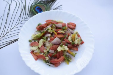 Jackfruit köri kızartması ya da Kathal Ki Sabji. Hint yemeği nefis. Orijinal ev yapımı Asya sebzesi..