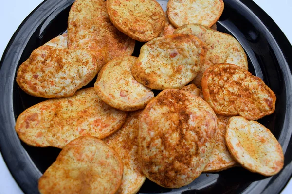 Saboroso Crocante Grossas Batatas Fritas Secas Sol Wafers Vermelho Frio — Fotografia de Stock