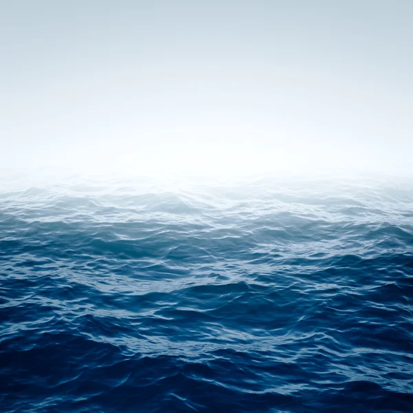 Océano Azul con olas y cielo azul claro — Foto de Stock