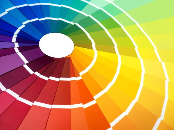 Farbkartenpalette, Muster zur Farbdefinition. Leitfaden für Farbmuster, farbiger Katalog. Foto aus nächster Nähe. Stockfoto