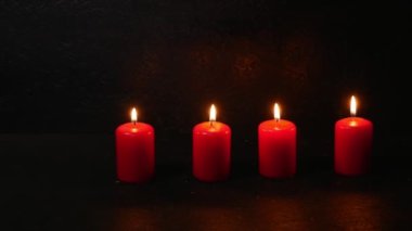 Savaşta ölen insanların geçmişlerindeki kırmızı mum yanıkları hastalıktan kaynaklanıyor. Anma Günü, Gaziler Günü