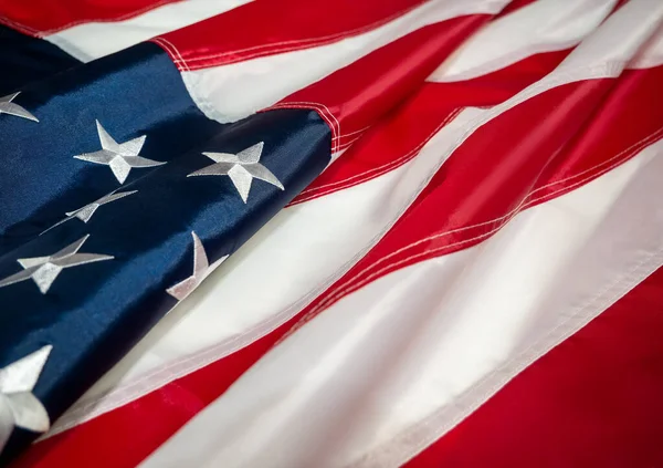 Bandera de los Estados Unidos. Día de la Independencia el 4 de julio, Día de los Caídos, Día de los Veteranos, Día del Trabajo. difuminación — Foto de Stock