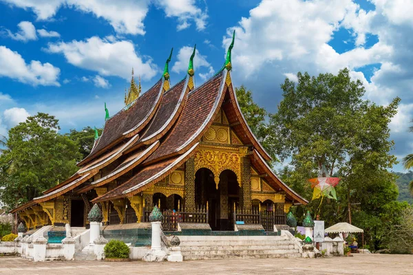 Wat Xieng Tanga Templo Luang Prabang Laos — Fotografia de Stock