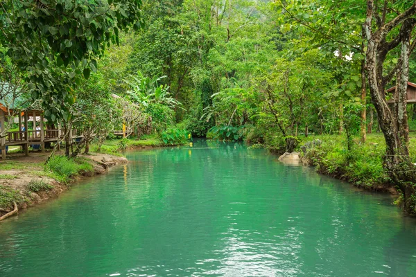 Blue lagoon, Vang vieng, Laos — Stock Photo, Image