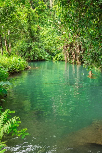 Blue lagoon, Vang vieng, Laos — Stock Photo, Image