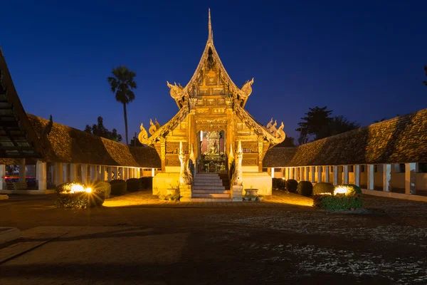 Wat Ton Kain, Old wooden temple — Stock Photo, Image