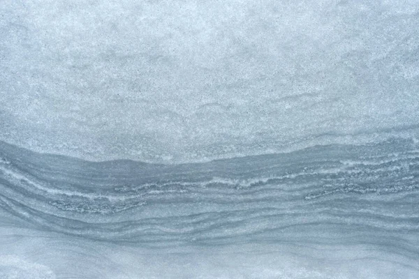 Textura de neve. Neve cobrindo a janela, tempo de inverno nevado. Janelas cobertas por neve pesada. Fundo abstrato, textura para design — Fotografia de Stock