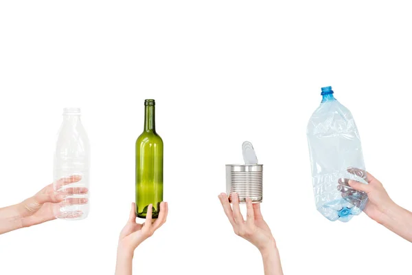 女性の手は白い上に隔離された空のガラスボトルを保持 リサイクル可能な廃棄物 リサイクル 再利用 ゴミ処理 生態系の概念 — ストック写真
