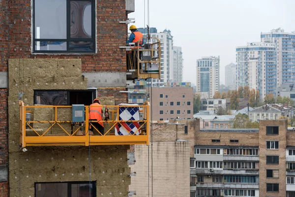 High Rise Construction Work Construction Site Workers Cradles Working Facade — Stock Photo, Image