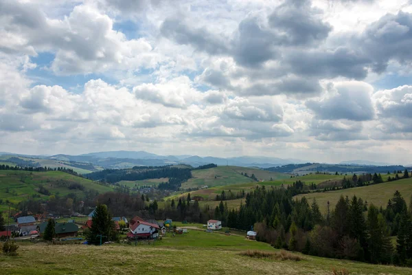 Vista Panorámica Del Hermoso Paisaje Las Montañas Cárpatos —  Fotos de Stock