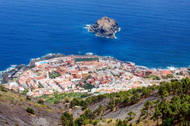 Tenerife plajı, Kanarya Adaları, İspanya. Deniz Burnu Panorama Garachiko