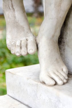 Laocoon heykelinin antik mitolojideki elementleri. Laocoon ve Oğulları 'nın heykeli, Laocoon Grubu, anıtsal mermer heykel. Arkeoloji Müzesi yakınlarındaki Odessa belediye parkında heykel.