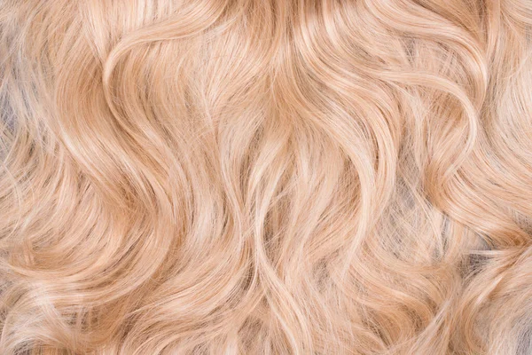 Texture Blonde Des Cheveux Ondulé Longs Cheveux Blonds Bouclés Près — Photo