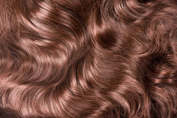Brązowe Włosy Faliste Długie Kręcone Jasnobrązowe Włosy Zbliżyć Jako Tło — Zdjęcie stockowe