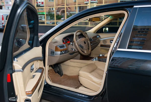 Intérieur de voiture cher — Photo